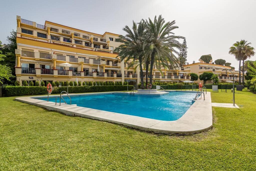 Oleholidays 1106 Romana Playa Primera Linea Playa Marbella Exterior photo